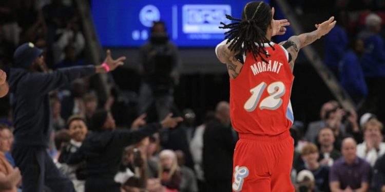 NBA 경기 도중 총 쏘는 시늉 모란트에 ‘경고’…징계는 피해