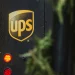 UPS, 아마존과 거래 축소로 2만명 감원…73개 시설 폐쇄 계획