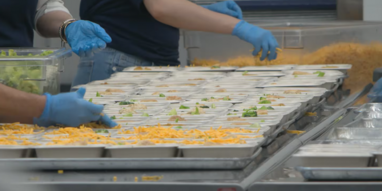 메모리얼 헬스, 창립 70주년 기념 ‘70,000끼 아동 급식’ 봉사활동 전개