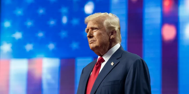 트럼프 “이스라엘, 이란 향하던 전투기 철수…휴전 효과적 유지”