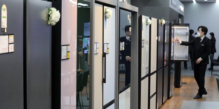 美, 23일부터 냉장고·세탁기도 50% 철강관세…韓가전업체 타격