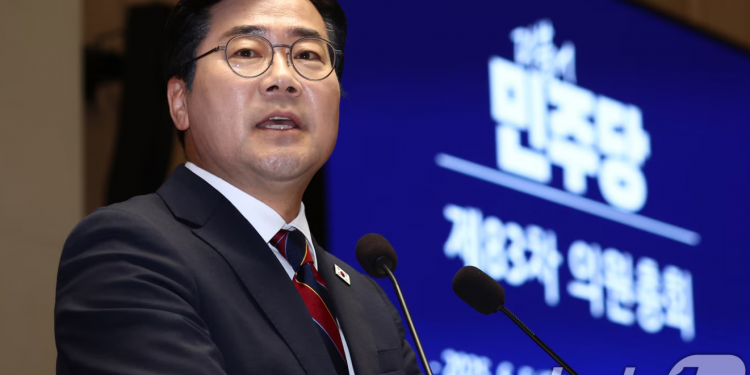 與 입법 드라이브 본격화…’재판중지법’ 상정, 선거법 ‘숨고르기’