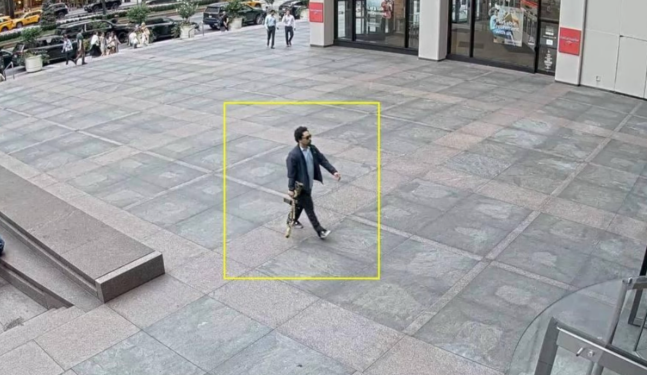 맨해튼 고층빌딩 총격 사건… 최소 6명 부상, 용의자 스스로 목숨 끊어