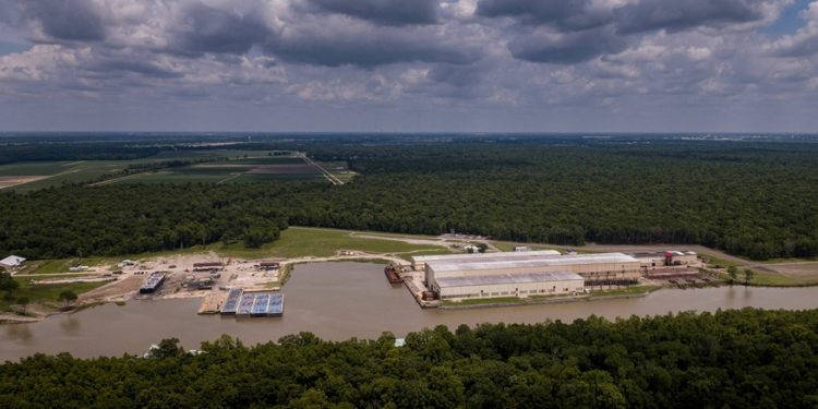 SNT, 800억 투입 ‘북미 첫’ 합작 공장 설립…방산·자동차 핵심 부품 생산