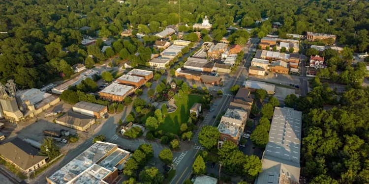 미국 여행 트렌드 ‘타운사이징’…조지아 매디슨, 전국 18위 선정