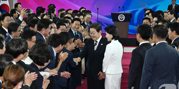李대통령, 오늘 광화문 광장서 ‘국민임명식’…대표 80인이 임명장 수여