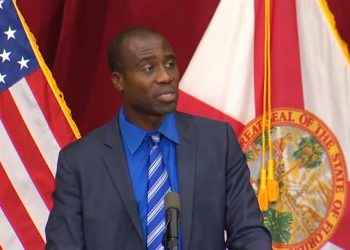 美플로리다, 백신 의무접종 첫 폐지 추진…전문가 “공중보건 위협”