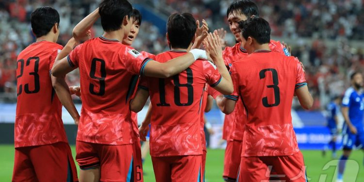 2년 동안 아시아 국가들만 상대한 한국 축구, 현주소가 드러난다