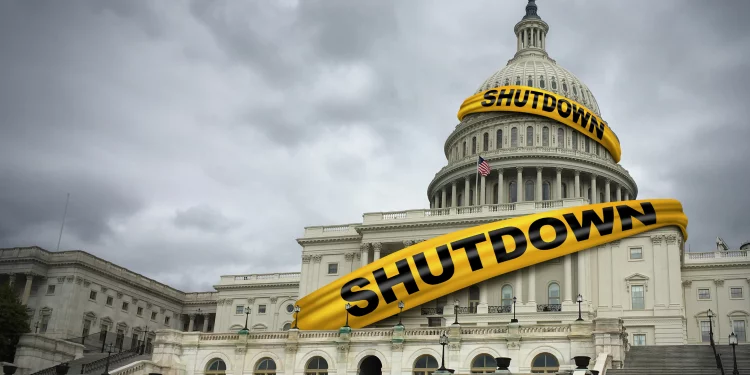 美정부 셧다운 코앞…트럼프 인력감축 전략에 금융시장도 영향권