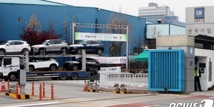 ‘관세 25%’ 분기 손실만 7600억 원…한국GM, 4년 만에 적자 우려