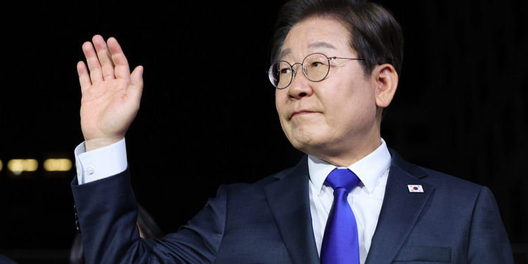 野, 李대통령 ‘예능출연’ 고리 공세 강화 “48시간 행적, 결국 거짓”