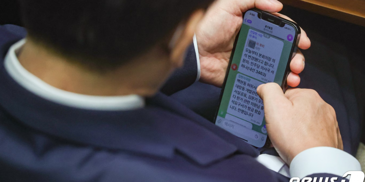 ‘못할 거 뭐냐’ 與 김현지 출석 무게…野 ‘만사현통’ 총공세