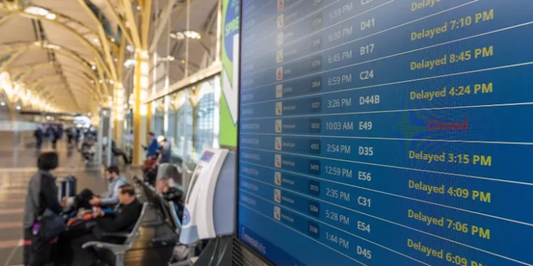 최장기 셧다운에 결국…美주요공항, 오늘부터 항공편 축소 대혼란