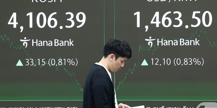 與 자사주 소각 의무화·65세 정년 연장 드라이브…재계 ‘몸서리’