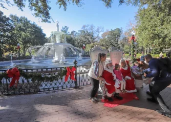 사바나의 상징 포사이스 파크 분수, 6개월 만에 완전 가동