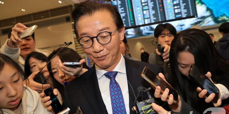 경찰 ‘정치권 로비 의혹’ 통일교 압수수색…천정궁 등 10곳