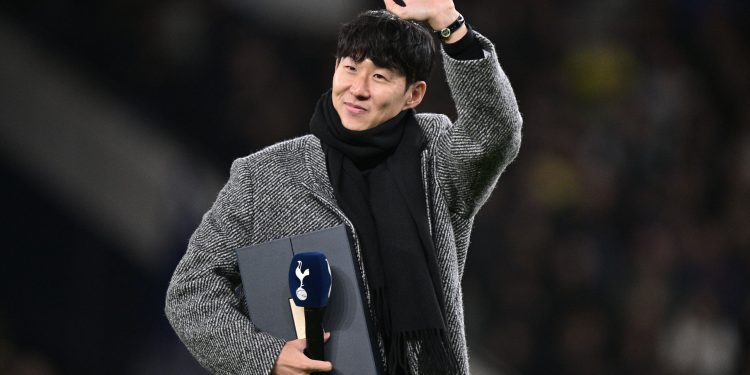 ‘전설의 귀환’ 손흥민, 토트넘 팬과 작별 인사…”이 곳은 내 집”