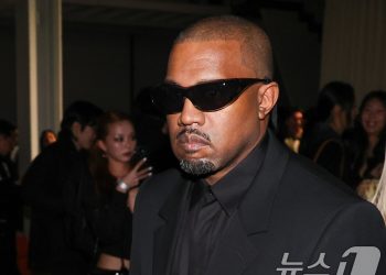 성수동에 뜬 칸예 웨스트