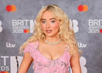 사브리나 카펜터 “美이민단속 홍보영상에 내 노래 쓰지 마” 분노