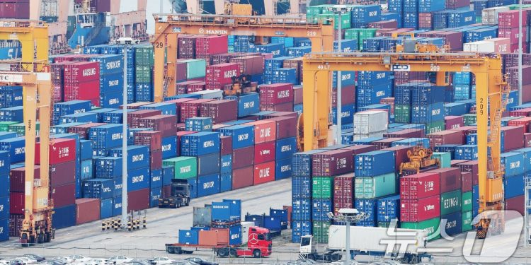 ING “韓경제, 반도체 독주 속 ‘K자형 양극화’…환율 1500원 돌파” 경고