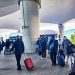 인천공항 T2 혼잡에 ‘뒤늦은 땜질’…셔틀·주차 대책 급조