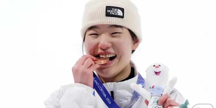 18세 유승은, 스노보드 빅에어 동메달 새 역사…한국 2호 메달
