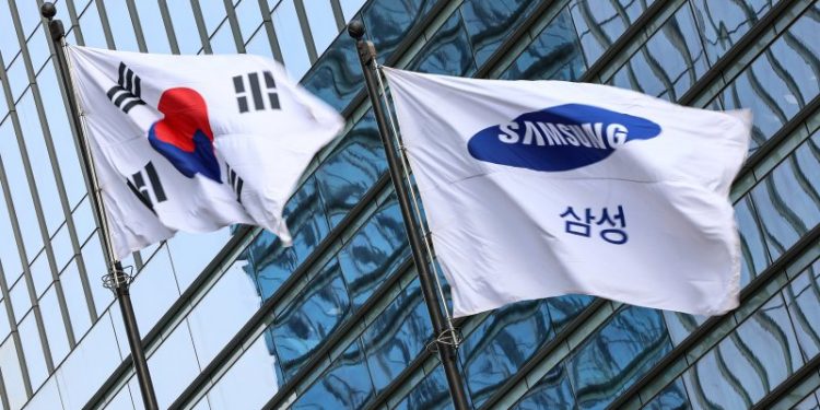 삼성전자도 미국 상장하나… “110조 투자해도 마이크론 절반 대우”