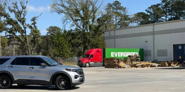 풀러서 의심되는 살인 후 자살 사건 수사