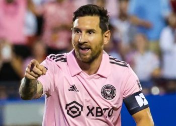 ‘축구의 신’ 메시, 통산 900호골 금자탑…호날두 이어 두 번째