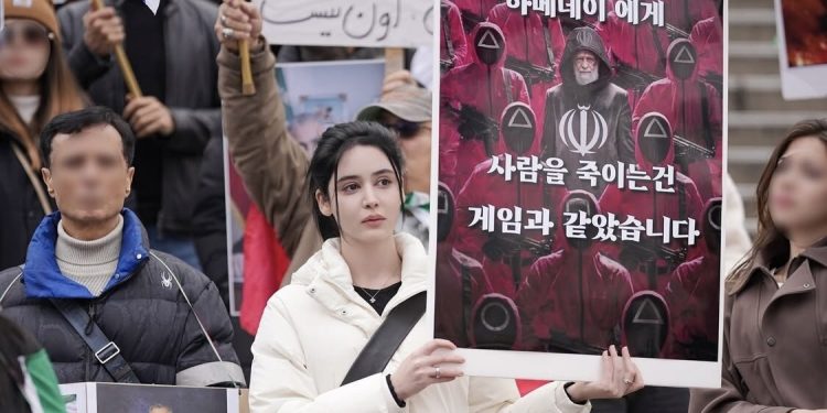 미스 이란 “전쟁은 기쁘지 않지만…하메네이 없는 세상에 해방감”