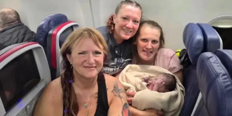 애틀랜타발 델타 항공기서 ‘하늘 위 출산’