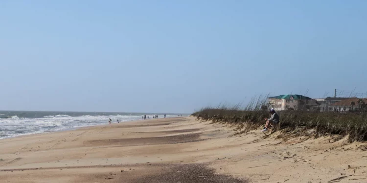 타이비 해변 모래 보충 ‘비상’…연방 지원 중단