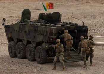 美 해병대, 현대로템 K808 장갑차 ‘극찬’…”스트라이커보다 한 세대 앞서”