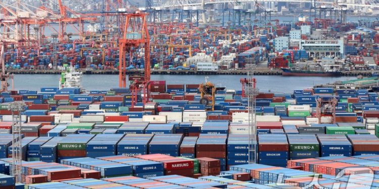 반도체 호황에 1분기 GDP 1.7% ‘깜짝 성장’…5년 6개월 만에 최고