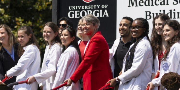 조지아대 의대 첫 신입생 합격자 발표…64명 선발
