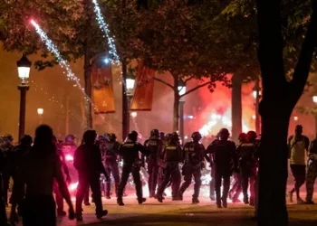 PSG 우승 축하 물결 폭력사태로 변질…1명 사망·780명 체포