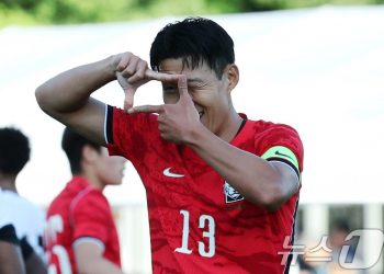‘손흥민 멀티골’ 홍명보호…월드컵 앞두고 평가전서 완승