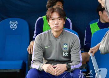 “홍명보호 32강 확률 70%·16강 33%…조 1위도 가능” 슈퍼컴 전망