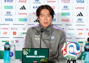 홍명보 “선수들 멕시코전 자신감 가득…2002년 4강 기록도 깼으면”