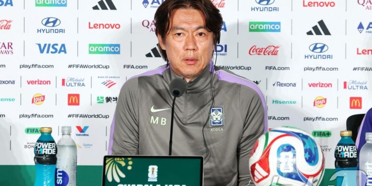 홍명보 “선수들 멕시코전 자신감 가득…2002년 4강 기록도 깼으면”