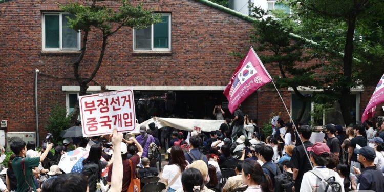 ‘투표지 부족’ 커지는 책임론…’비상임·겸임’ 선관위원장 제도 도마에