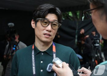 ‘축구 대통령’ 직선제 되면 박지성·이영표 등 ‘뜻밖의 축구스타’ 나설까?