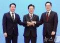 ‘수출 1조 달러·4% 성장’ 기대감…반도체發 ‘K자형 회복’의 그늘