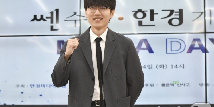 이길 수 있을까?…10년 만에 AI와 다시 대결 ‘인간 대표’ 신진서