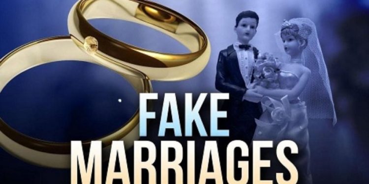 원정출산 이어 위장결혼도 철퇴…’10년간 1000건 알선’ 美서 기소