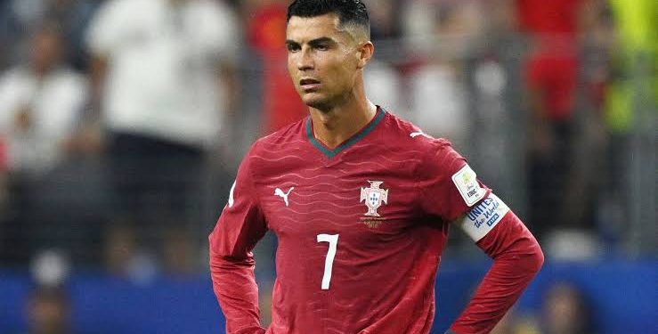 호날두 은퇴 시사 “다가오는 시즌, 축구 인생 마지막”