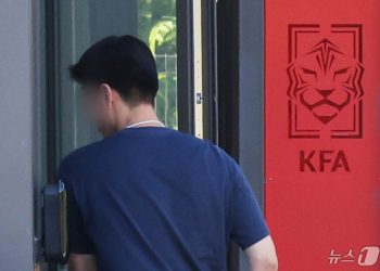 일본·중국, 대한축구협회 ‘심판 성 접대’ 조사 후 ‘증거없음’ 결론
