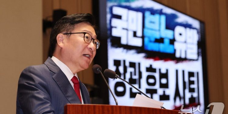 국힘, ‘사전투표 폐지·수개표’ 당론 추인…’국민참정권 수호법’ 추진