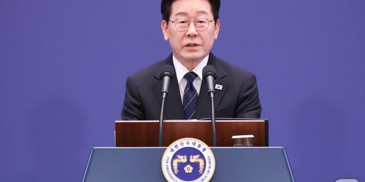 李대통령 “연임 생각 전혀 없다…인사시스템 재점검·부동산 반드시 안정”