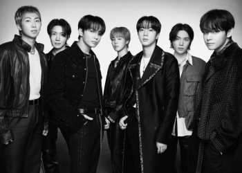 BTS, 대상 ‘올해의 노래’ 포함 3관왕…리사는 ‘베스트 팝’ 영예
